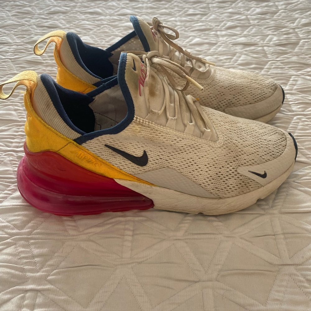 Nike Air270 size 8